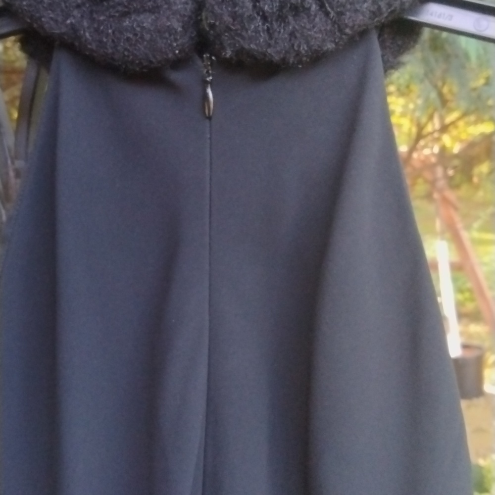 Ralph Lauren black long formal dress with faux fur collar, Vintage size 4 - Picture 15 of 16